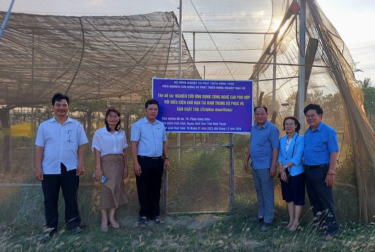 Thường trực Hội nông dân tỉnh Ninh Thuận thăm và làm việc với Viện Nghiên cứu Bông và PTNN Nha Hố